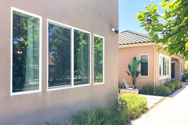 Best Low E Storm Windows: Thermal Performance & Selection Guide